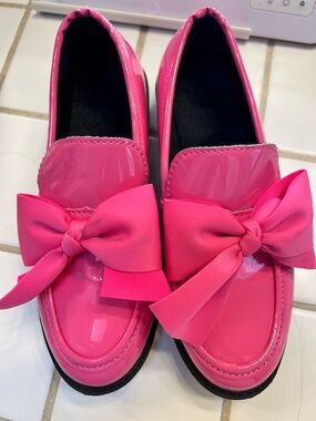 Women’s Pink Bow Loafers